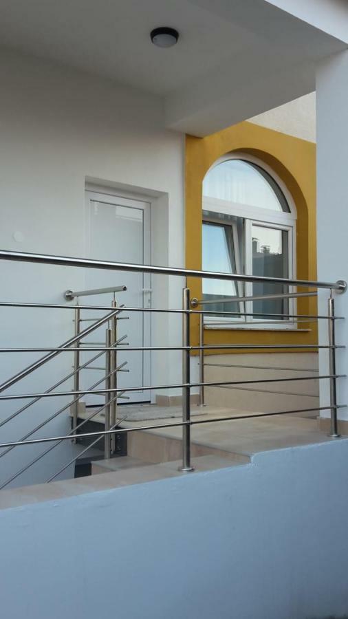 Marko Airport Rooms เวลิคาโกริตซา ภายนอก รูปภาพ